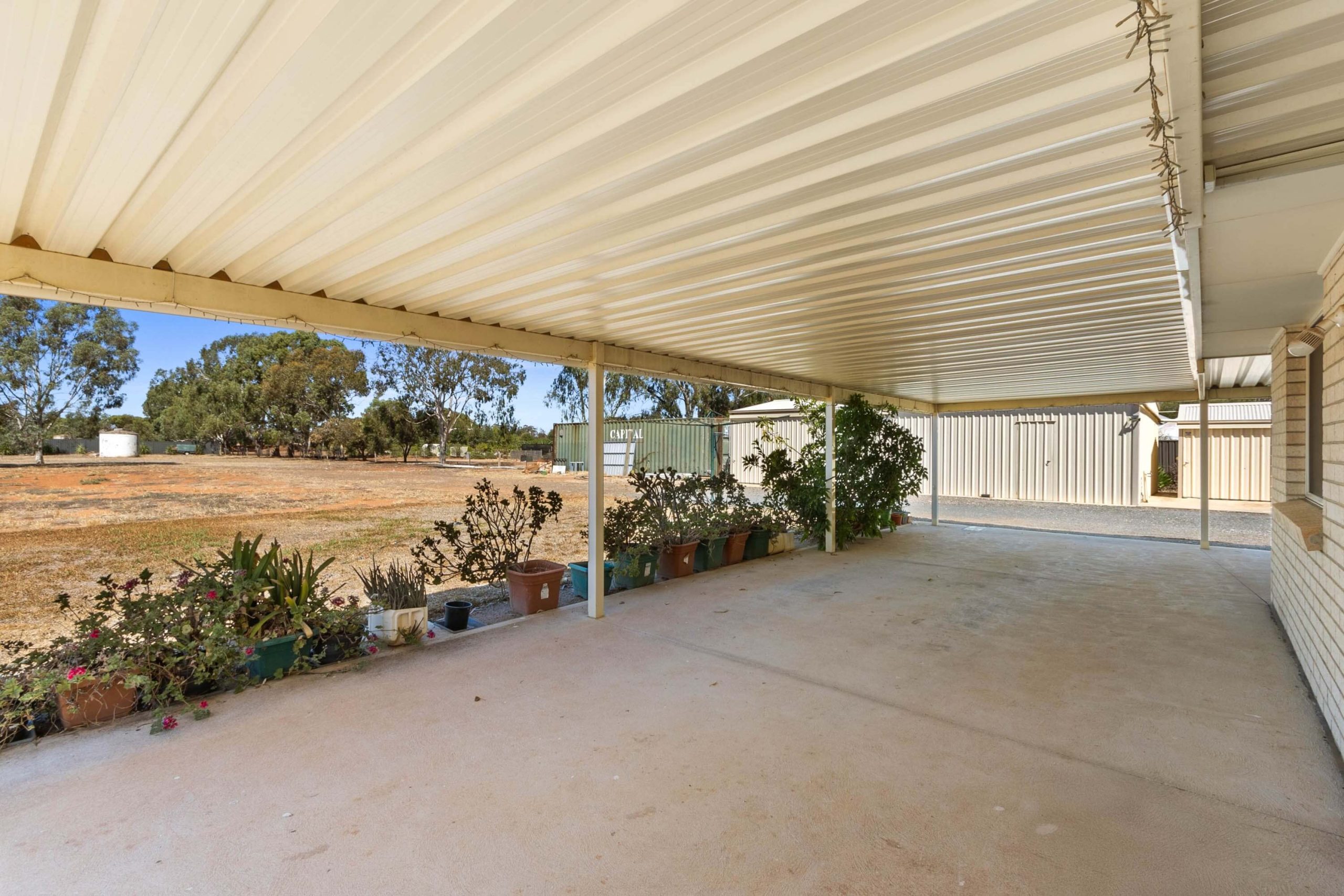 Side Verandah 2 scaled