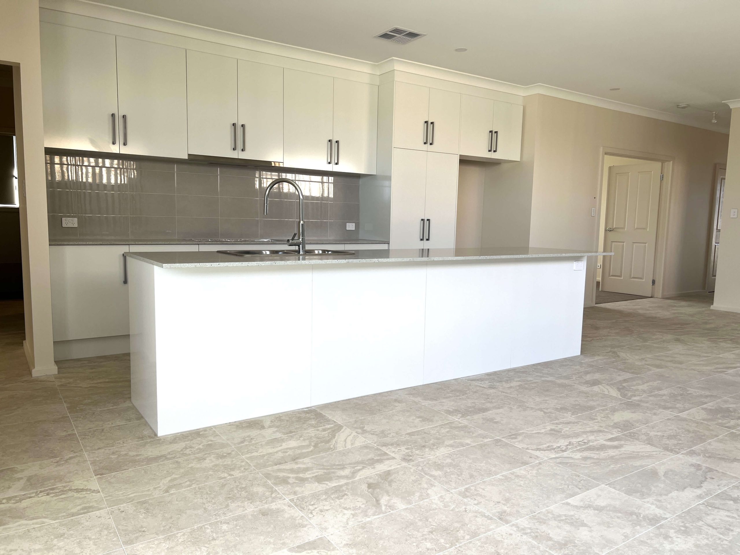 Kitchen 1 3 scaled