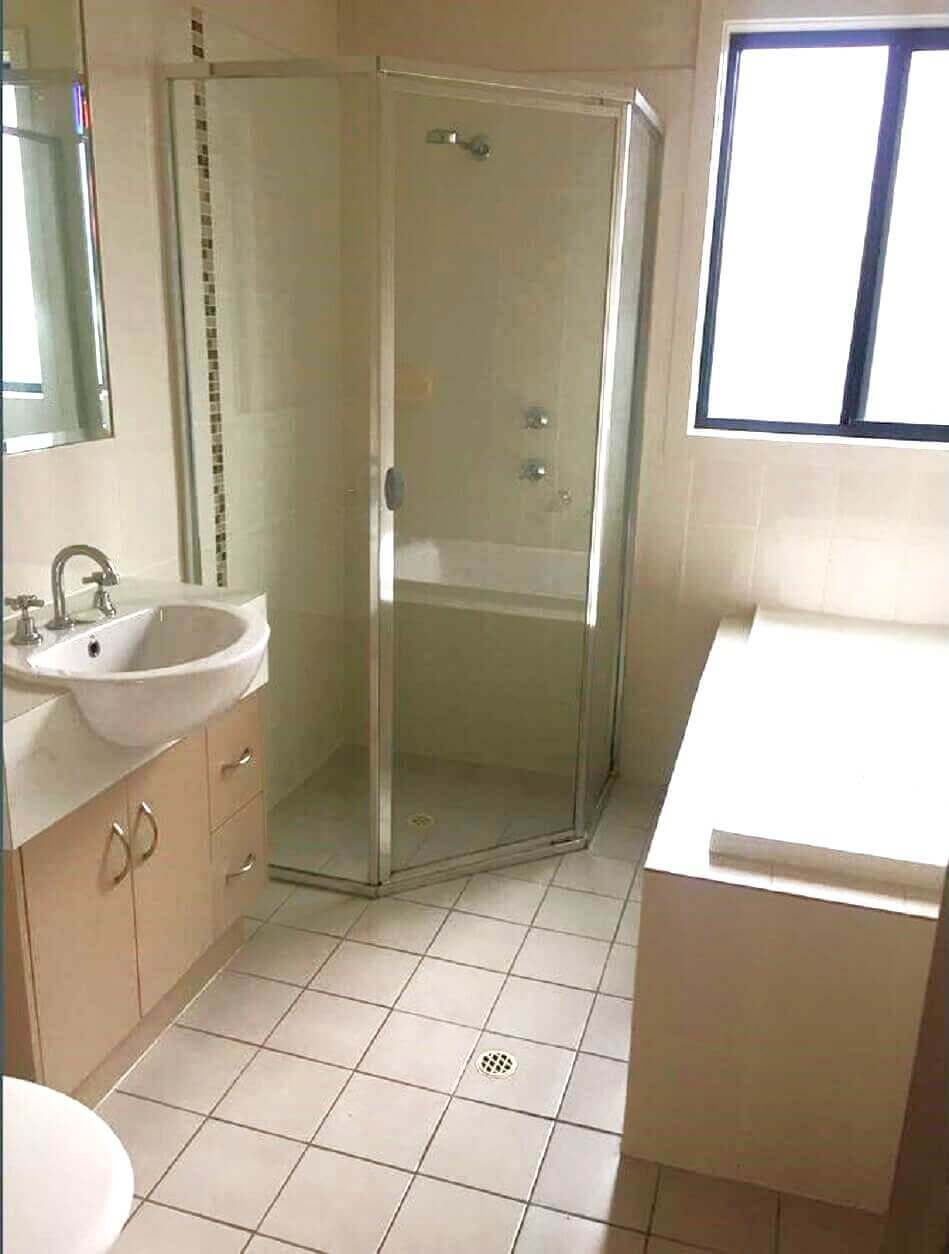 7 Bathroom