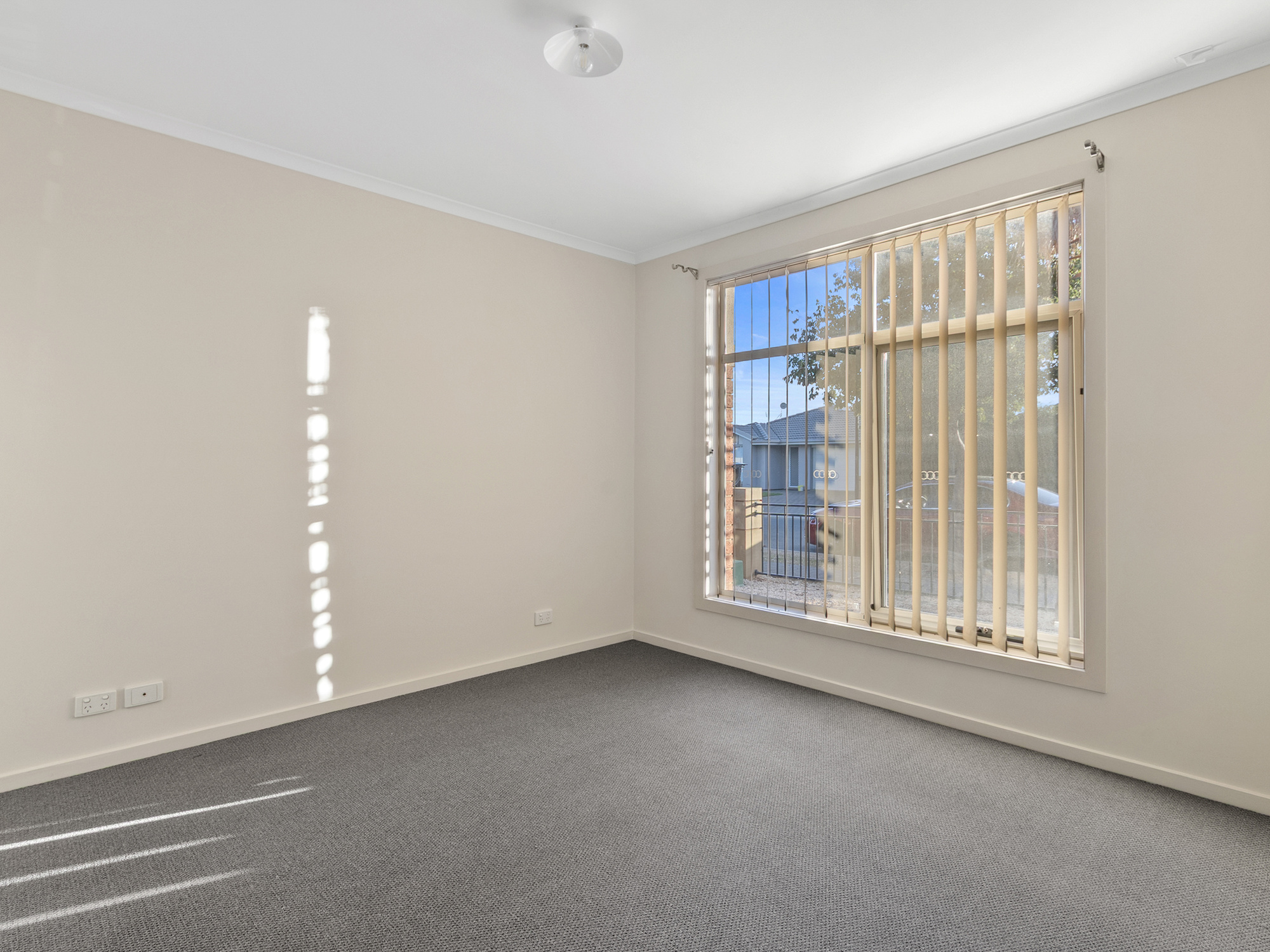 013 Open2view ID1007677 3 Semillon Crescent Andrews Farm