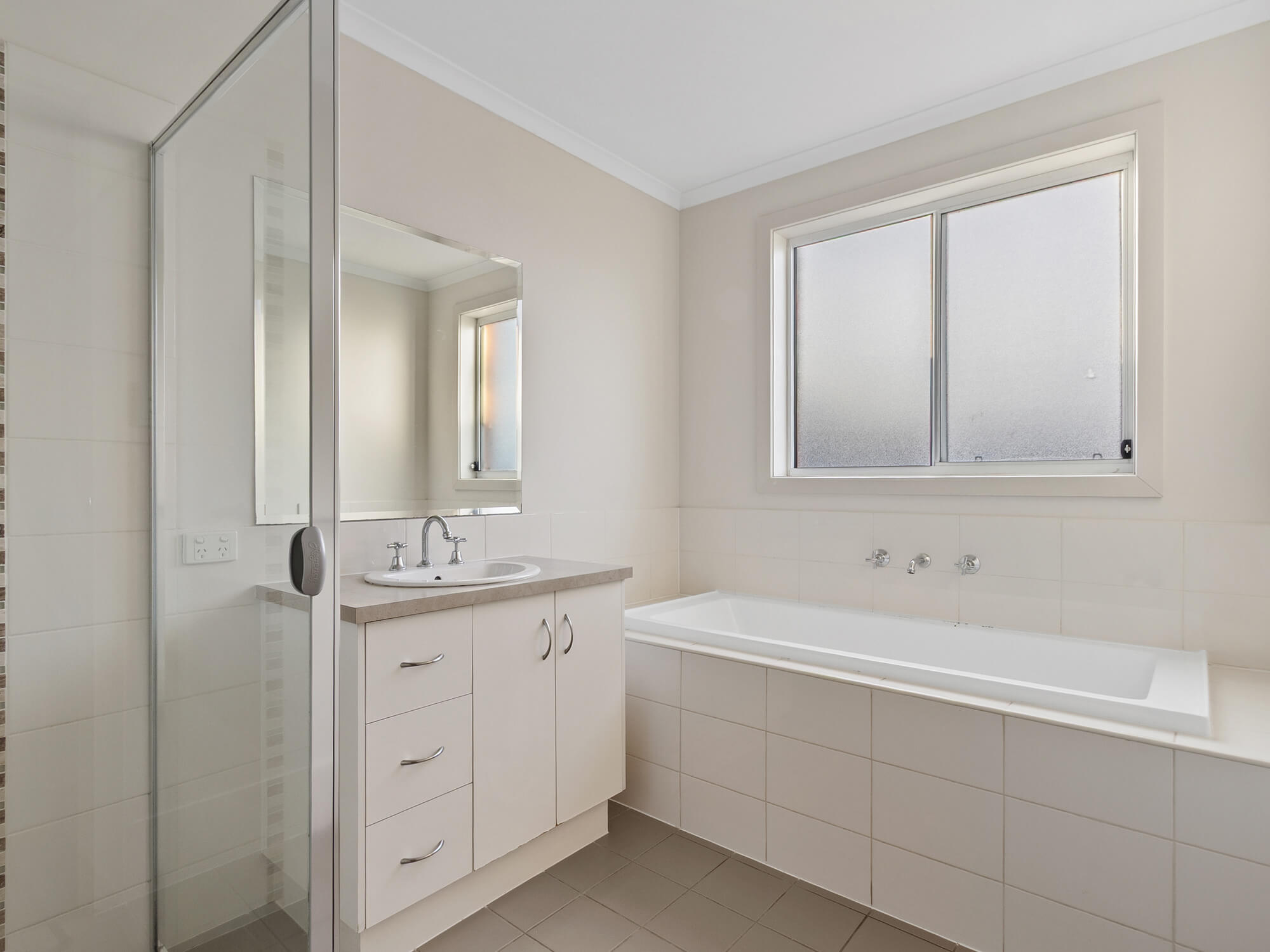 6 Bathroom