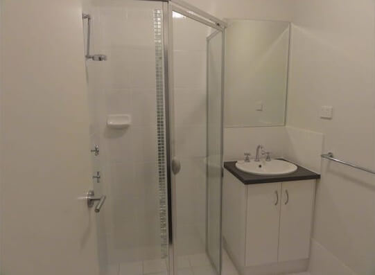 7 Ensuite