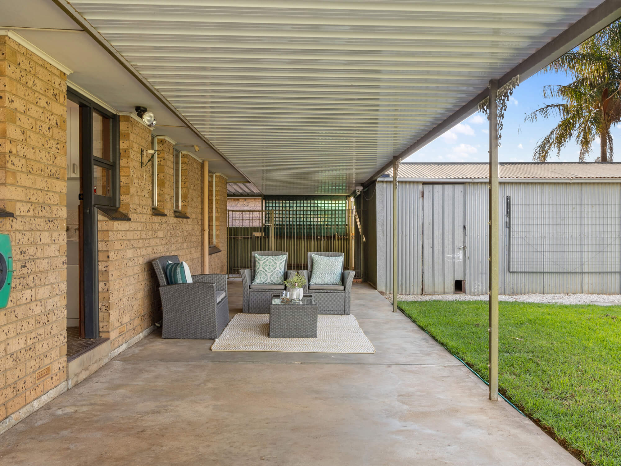 11 Verandah