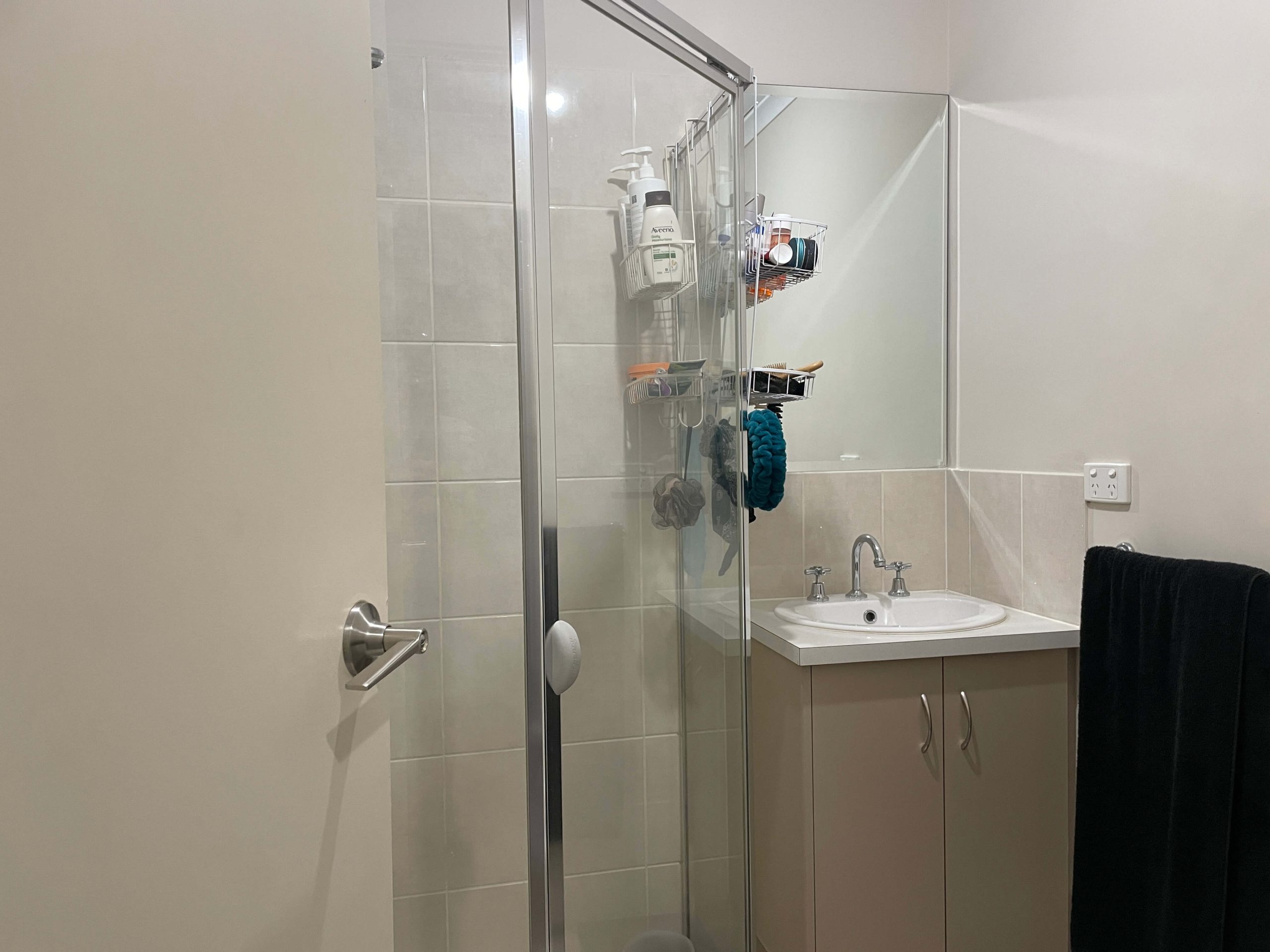6 Ensuite scaled