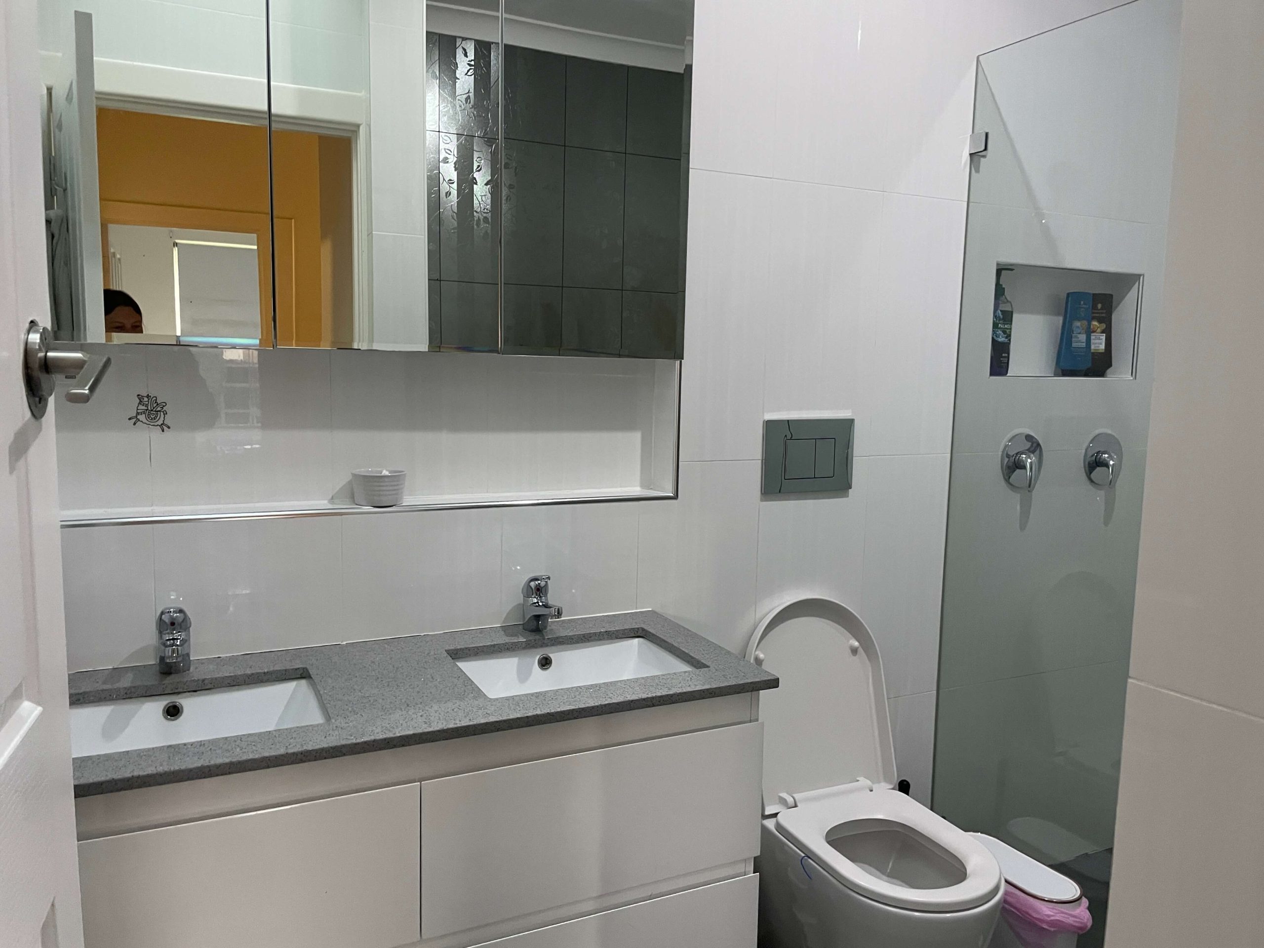 10 Bathroom scaled