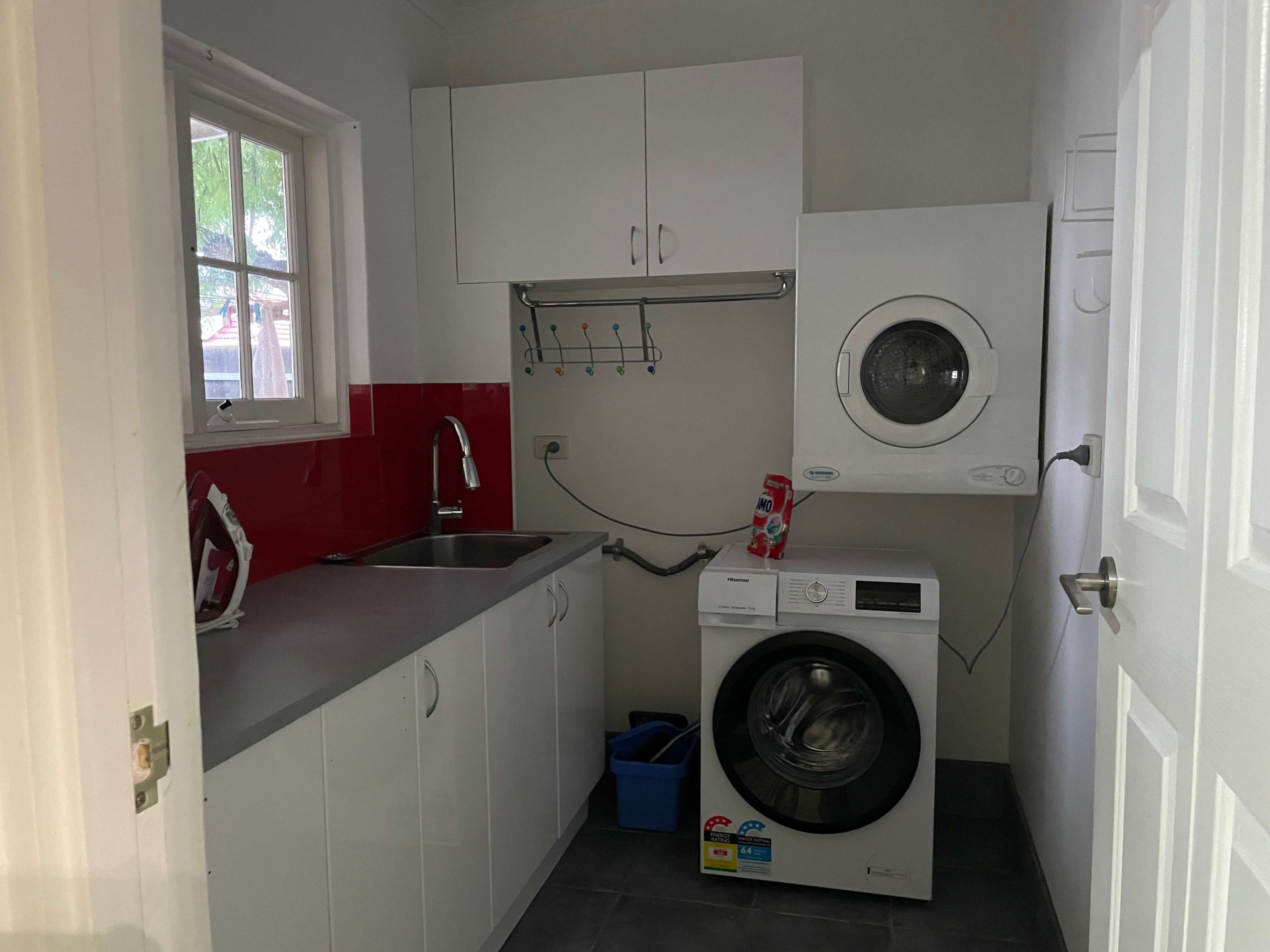 11 Laundry scaled