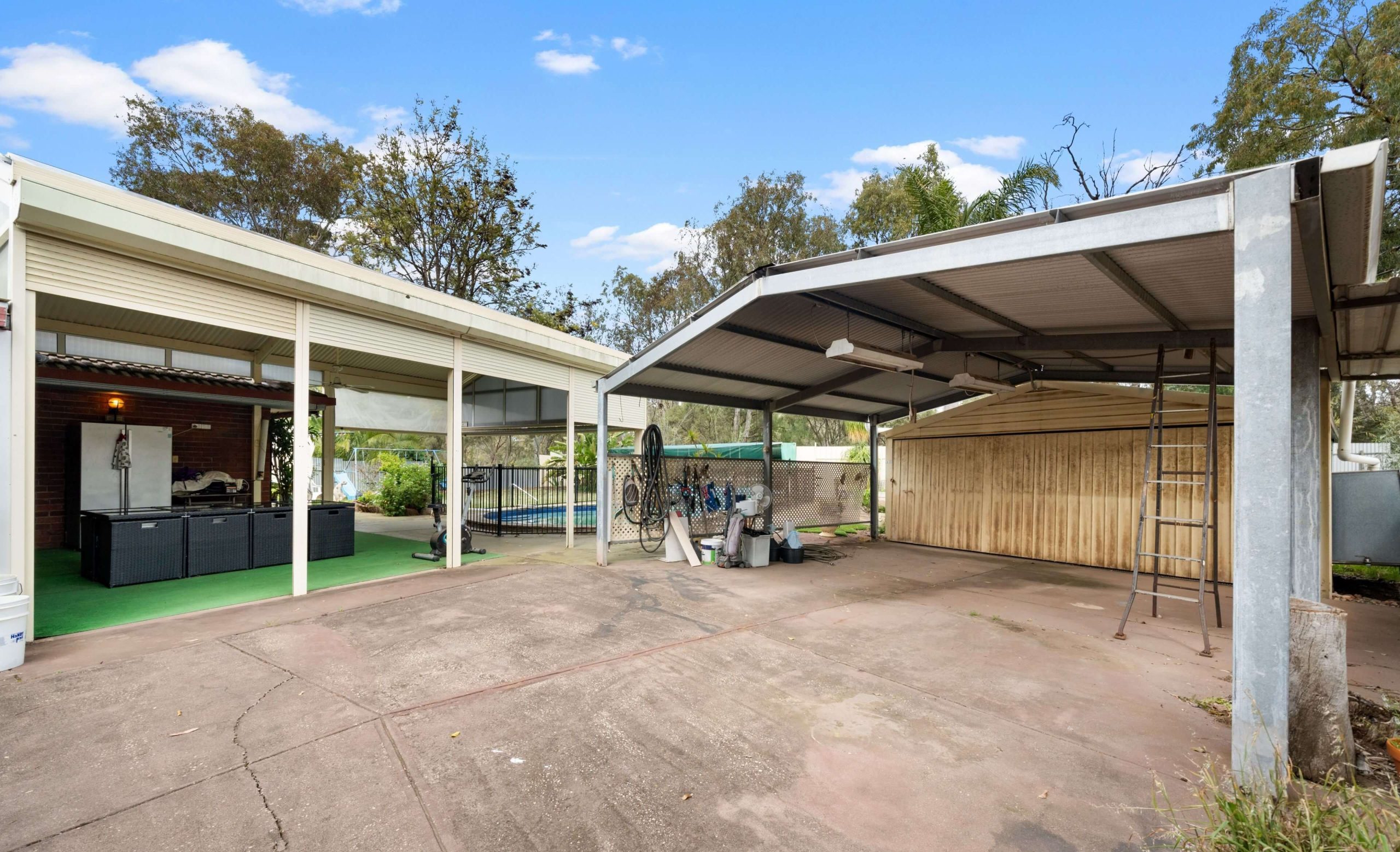 15 Carport 1 scaled