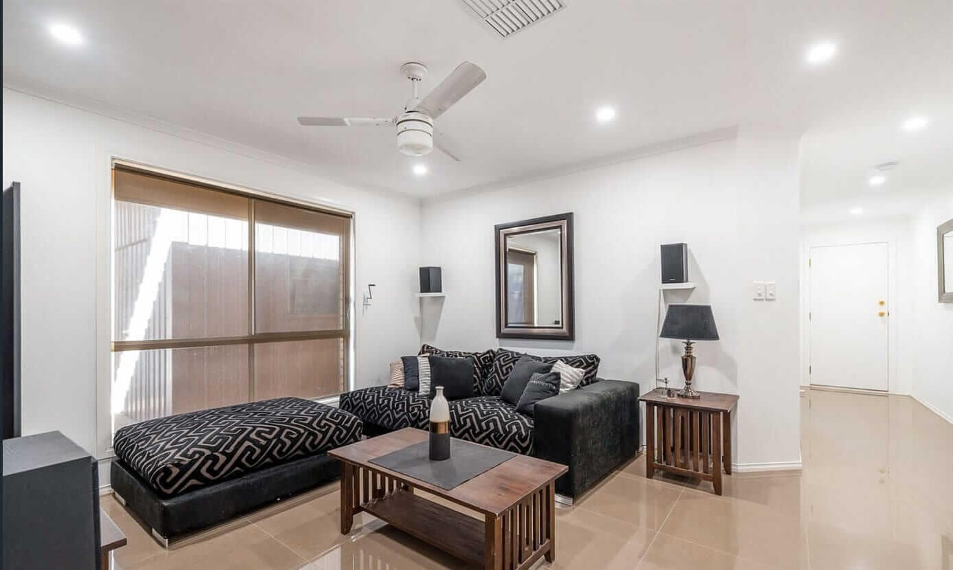 2 Lounge 2