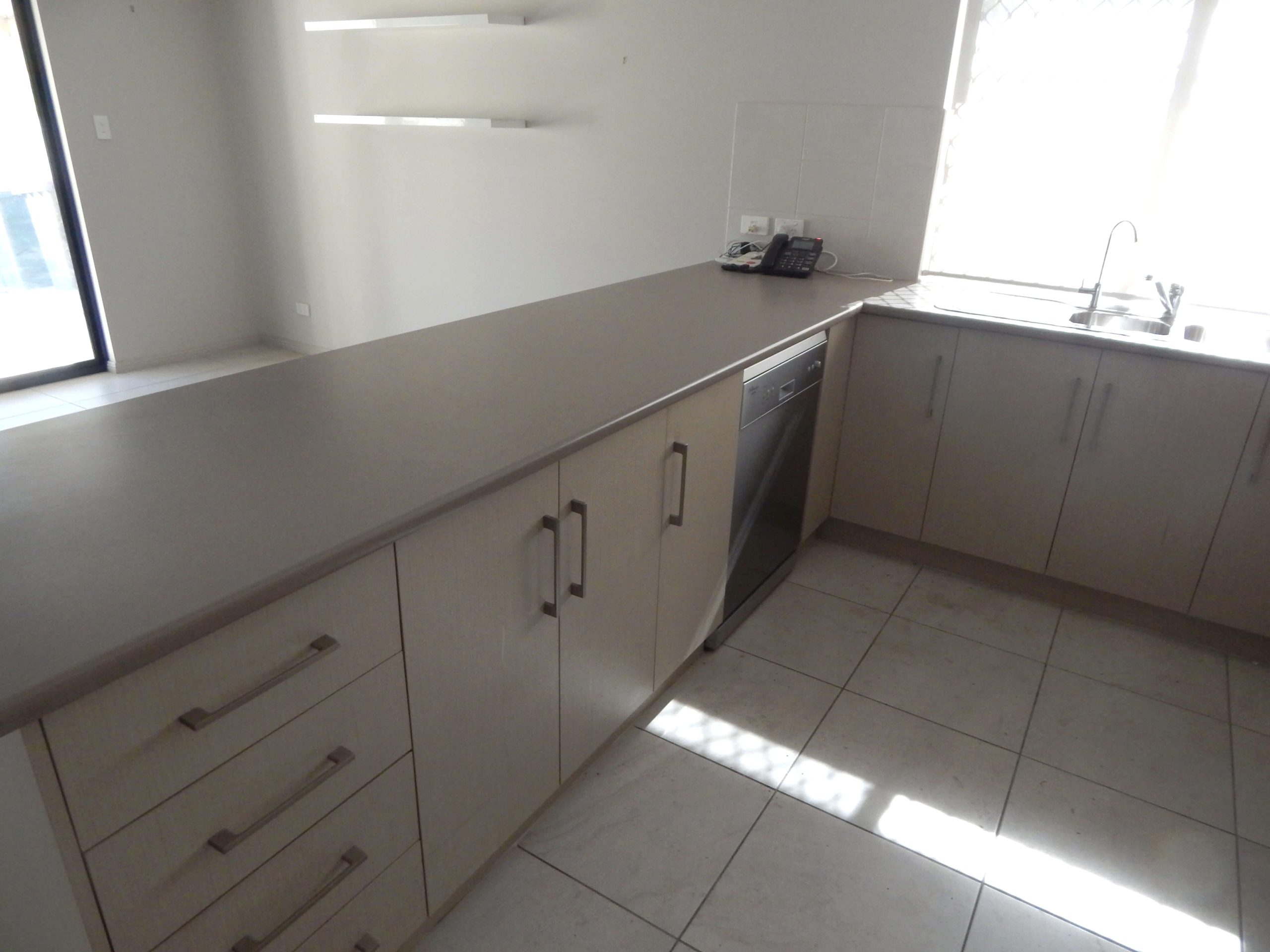 3 Kitchen 1 scaled