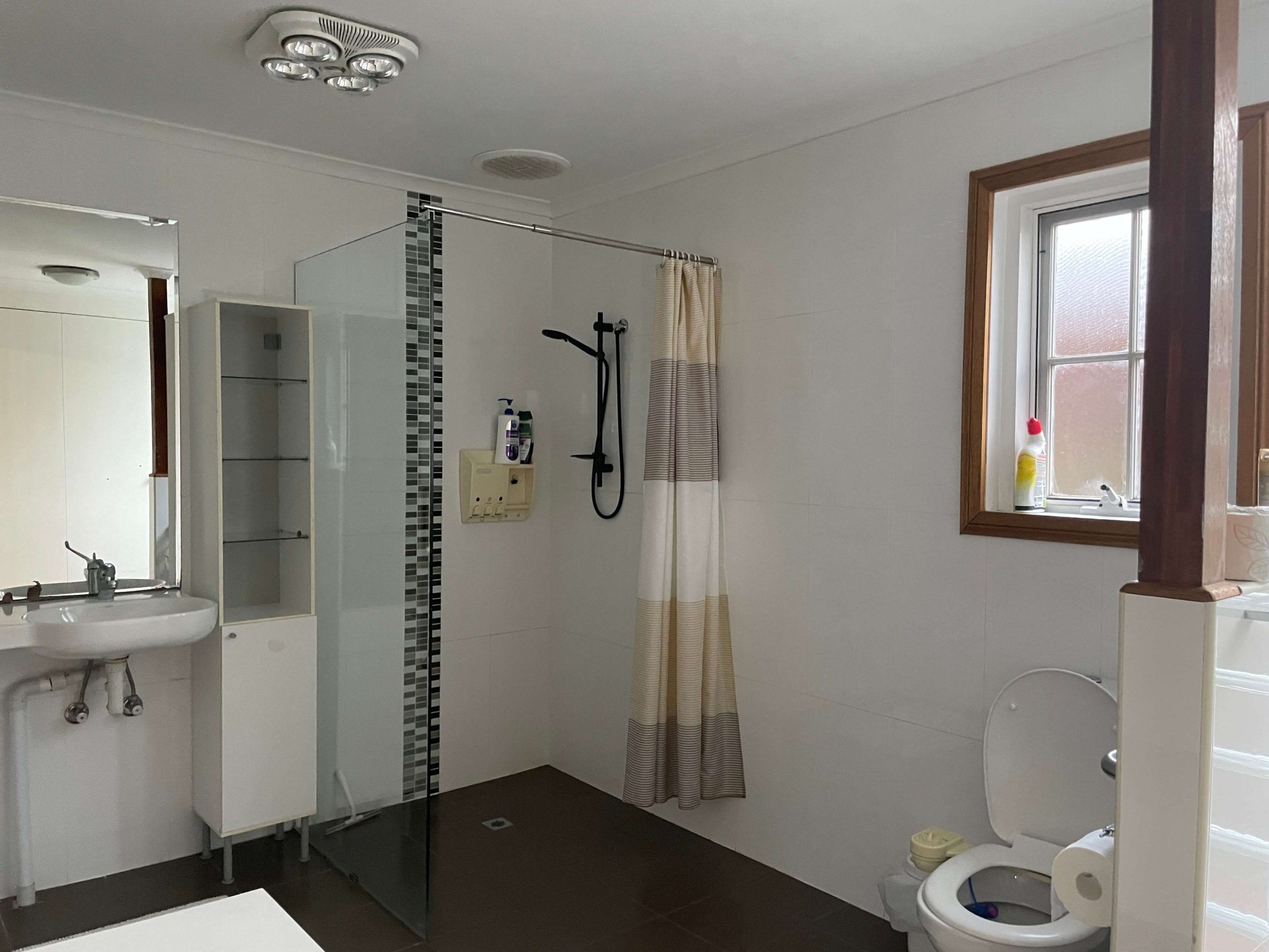 5 Ensuite scaled