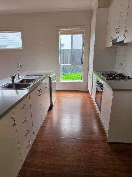 5 Kitchen 4