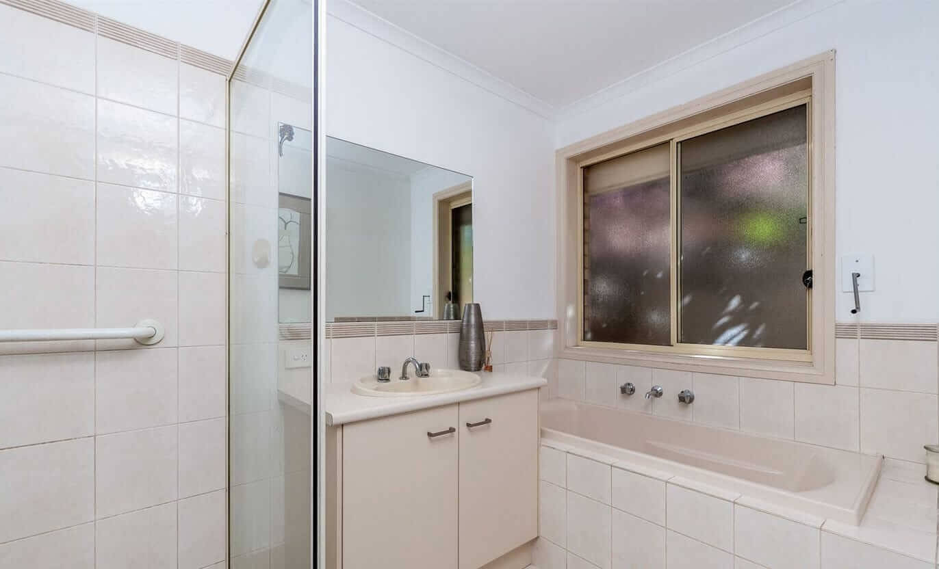 7 Bathroom