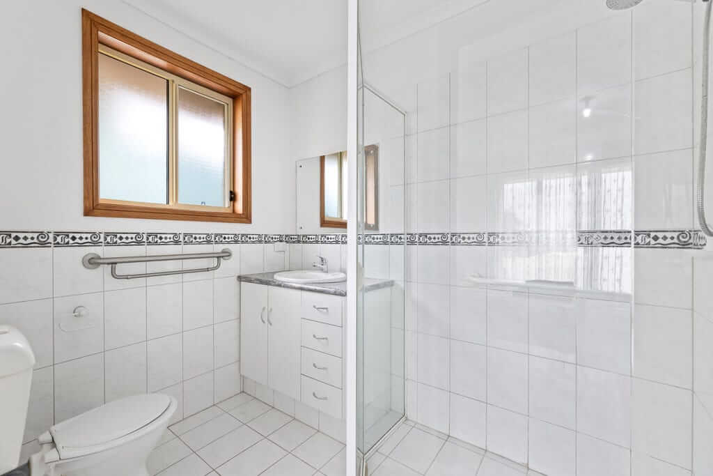 4 Ensuite