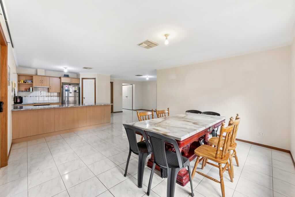 6 Dining