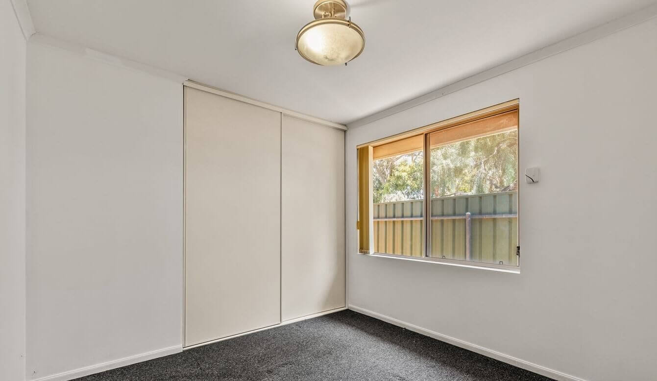 18 Bedroom