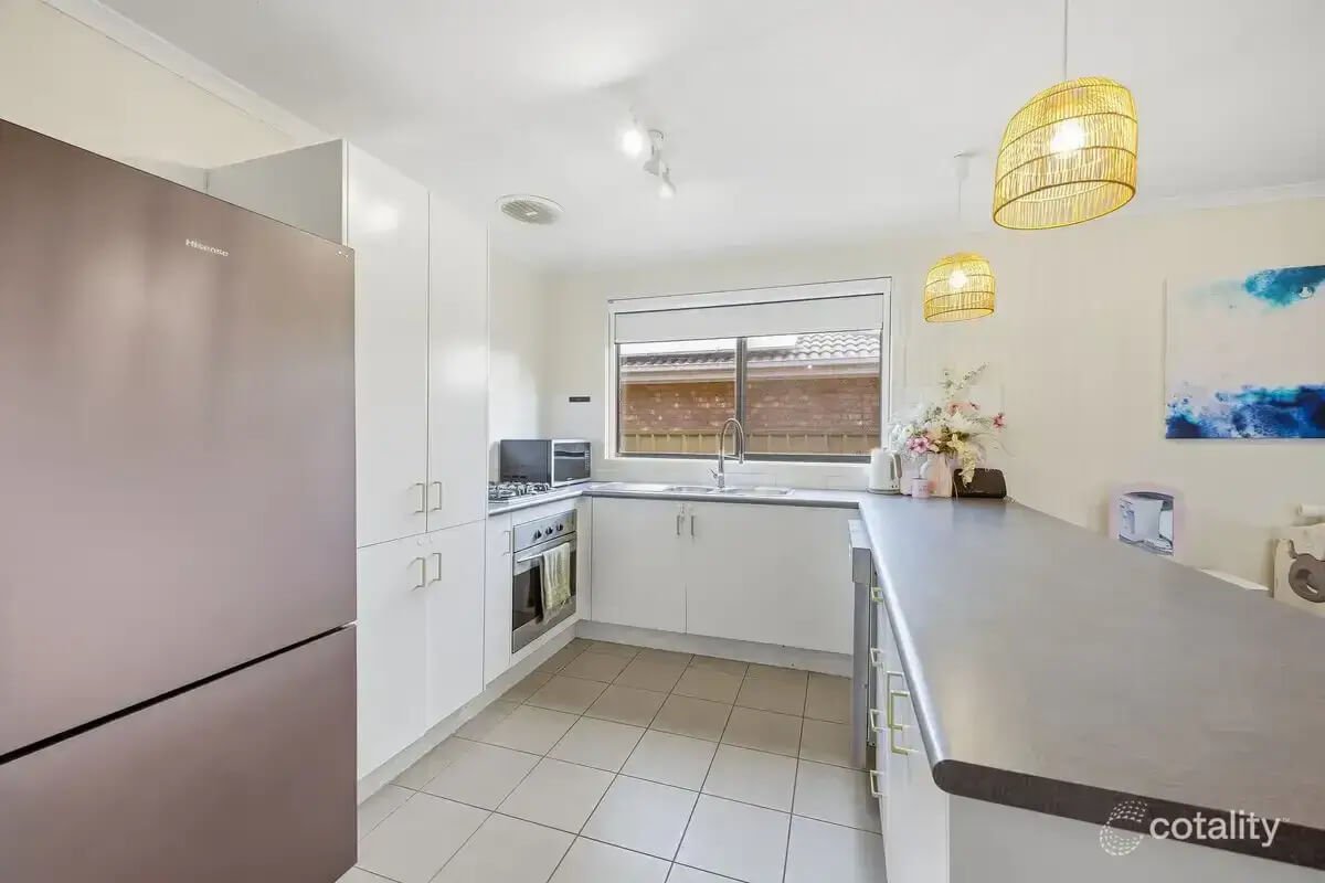 5 Kitchen 2