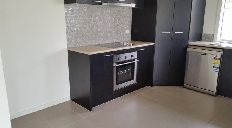 6 Kitchen 1